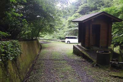 登山口