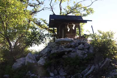 古剣神社