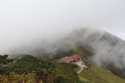 大日小屋