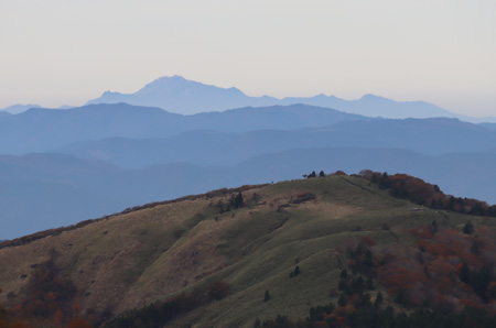 駒の尾山と大山山系