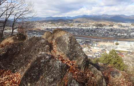 八畳岩