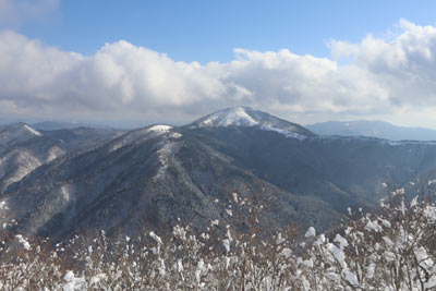 三室山