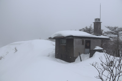 避難小屋
