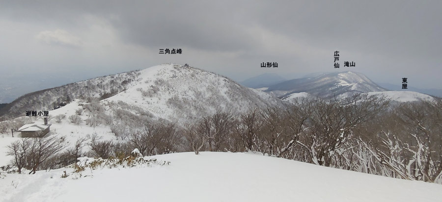 那岐山山頂から