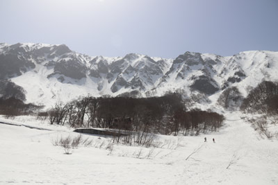 元谷小屋と北壁