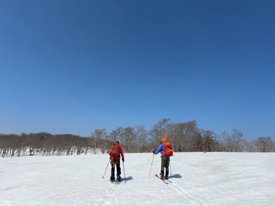 御林山へ