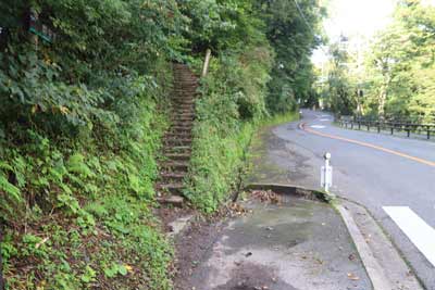 登山口