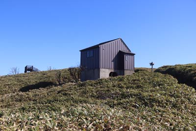 三角点峰