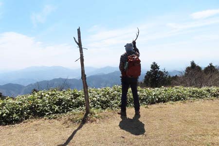 中央峰