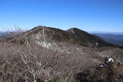 中央峰と泉山