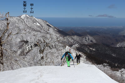 後続の2人