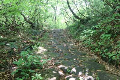 石畳道