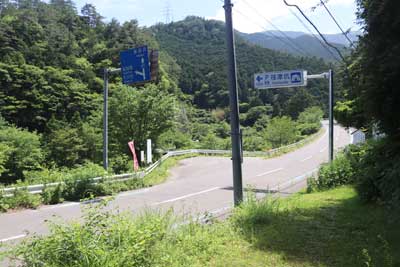 登山口