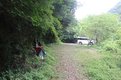 登山口駐車場