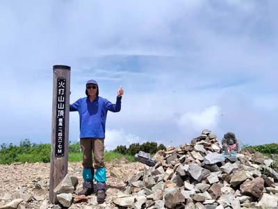 火打山山頂にて