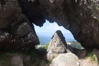 奇岩