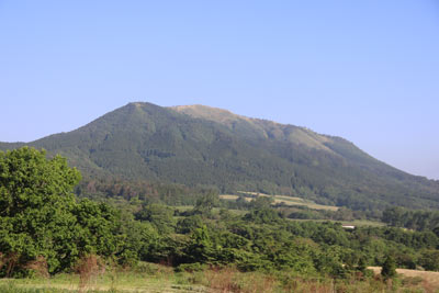 三平山