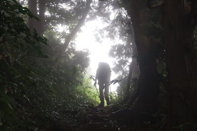 トンネル