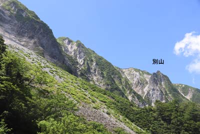 大屏風岩と小屏風岩と別山