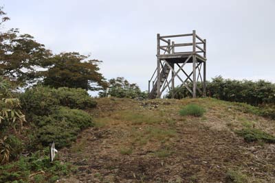 富栄山山頂