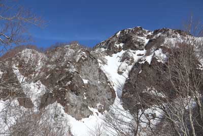 烏ヶ山南壁