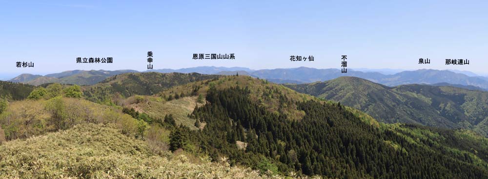 富栄山山頂から